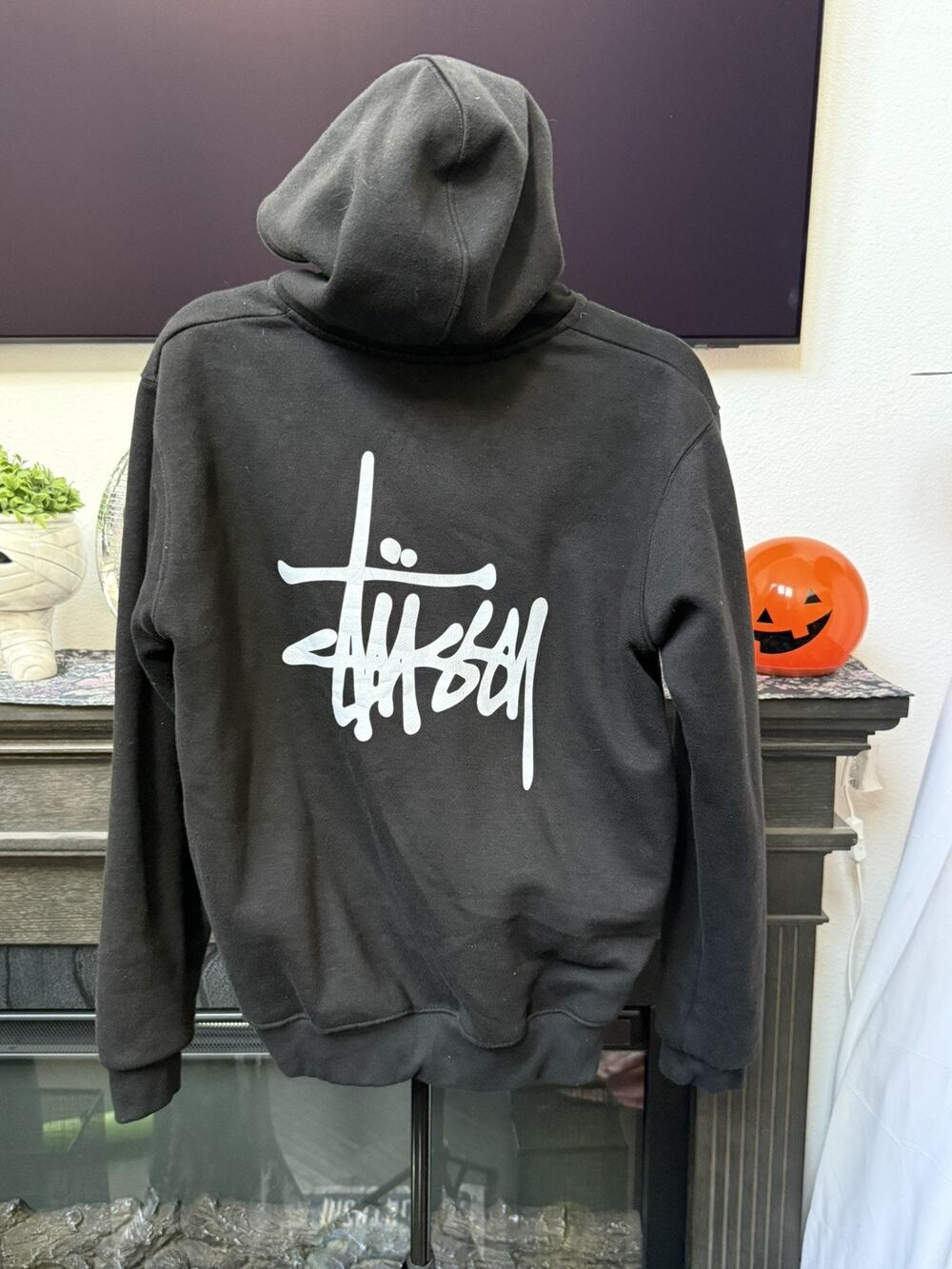 Stussy Men's Black Pullover Hoodie Size L